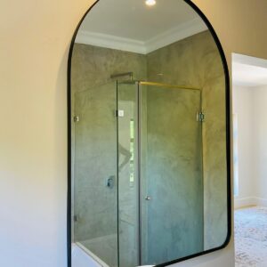 Arch mirror soft edges